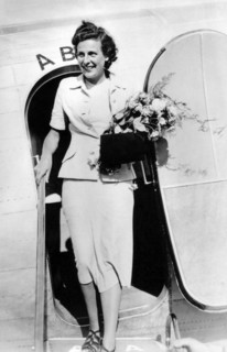 1937 , STOCKHOLM , SWEDEN : The german  Nazi  movie director and actress  LENI RIEFENSTAHL  ( 1902 - 2003 ) , friend of  ADOLF  HITLER  , arrival in Stockholm by air from Copenhagen , like a official ...