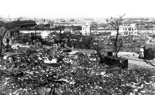 The Great Kanto earthquake (????? Kanto daishinsai) struck the Kanto Plain on the Japanese main island of Honshu at 11:58 in the morning on Saturday, September 1, 1923. Varied accounts indicate the du...