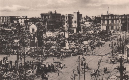Japan Earthquake 1923: Street scene at Owaricho cross-roads, Ginza (Tokyo)