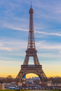 Eiffel tower, La Tour Eiffel, at winter suset in Paris, France. Beautiful view from Trocadero, Palais de Chaillot
