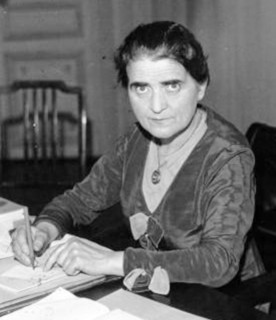 Suzanne Lacore 1936