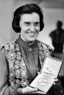 Rosalyn Yalow 1977