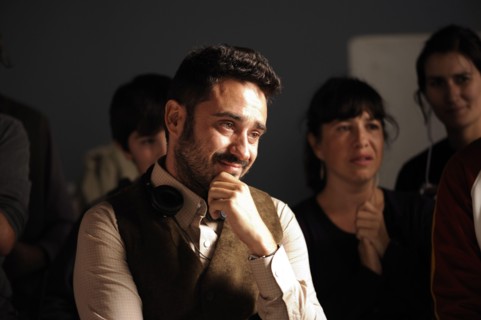 Thailand. Director- Juan Antonio Bayona on the set of the ©Summit Entertainment new film: The Impossible (2012).Plot: An account of a family caught, with tens of thousands of strangers, in the mayhem...