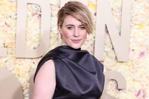 BEVERLY HILLS, LOS ANGELES, CALIFORNIA, USA - JANUARY 07: Greta Gerwig wearing a FENDI Couture dress, Jimmy Choo shoes, and Pomellato jewelry arrives at the 81st Annual Golden Globe Awards held at The...