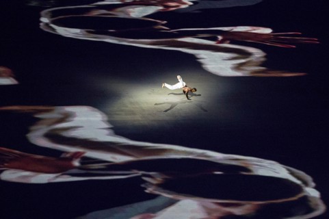 Rio de Janeiro, RJ, Brazil. 5th Aug, 2016. XXXI OLYMPIC GAME OPENING CEREMONY: Performers participate in the opening ceremony at Maracana Stadium during the 2016 Rio Summer Olympics games. Credit:  Pa...