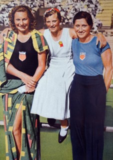 Photograph (from left to right) of Helene Emma Madison (1913 - 1970) from the USA with Willemijntje den Ouden (1918 - 1997) from the Netherlands and Eleanor Saville (1909 - 1998) during the 1932 Olymp...