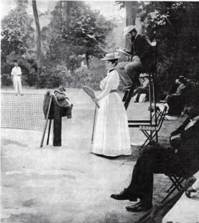 . English: A. Gillou (maybe Kate Gillou?), French contestant, at the 1900 Olympic games Tennis tournament, at the Tennis court Cercles des Sports de l'Ile de Puteaux, Paris. Cover page of magazine La ...