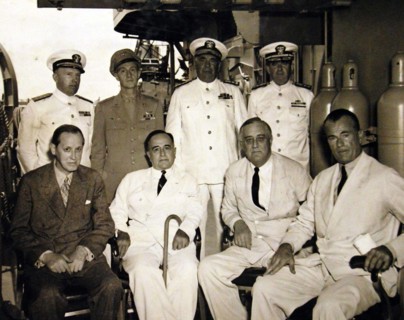 U.S. President Roosevelt and Brazilian President Getulio Vargas aboard USS Humboldt (AVP-21), 1943 (25132077365).