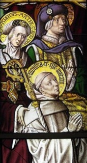 . English: Stained glass window, originally from Cistercian abbey Mariawald, representing Saint Bernard of Clairvaux with his parents Aleth (Aleidis) and Tescelin (Tesselinus); inscriptions of the nim...