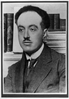 1925 ca , Paris , FRANCE : The french physicist  Louis 7th Duc DE BROGLIE ( 1892 - 1987 ), NOBEL PRIZE 1929 FOR  PHYSICS . De Broglie made groundbreak
