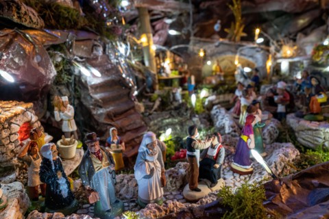 Traditional Provencal Christmas crib - Close up on Santons