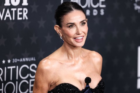 SANTA MONICA, LOS ANGELES, CALIFORNIA, USA - FEBRUARY 07: Demi Moore wearing Schiaparelli arrives at the 30th Annual Critics' Choice Awards held at The Barker Hangar on February 7, 2025 in Santa Monic...