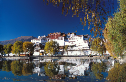 Potala Palace in Lhasa, UNESCO World Heritage Site, Lhasa, Tibet, China, Asia