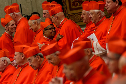 Vatican City, Vatican. 19th November, 2016. Pope Francis elevated 17 Roman Catholic bishops and archbishops to the rank of cardinal during the Ordinary Public Consistory in St. Peter's Basilica in Vat...