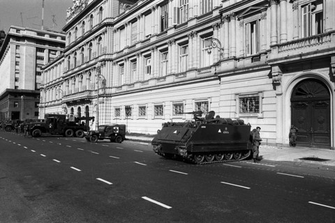 Government House (Casa Rosada) during the March 24th, 1976 coup d´etat dethroning Argentine President Isabel Perón from power, Buenos Aires, Argentina