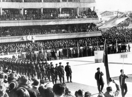 Jan. 26, 1956 - Cortina d'Ampezzo, Italy - Inauguration of the 7th Olympics Winter Games at Cortina d'Ampezzo, Italy in 1956. PICTURED: The National team of the Soviet Union enters the stadium. (Credi...