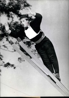 Feb. 02, 1960 - Recknagel puts up a new record onthe ski jump of Squaw Valley. During the training for the Olympic Games in Squaw Valley, German skier Helmut Recknagel, East Germany, put up a new reco...