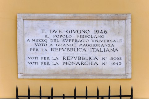 Marble plaque in Fiesole, a town above Florence, Tuscany, Italy, recording the local result of a referendum, held on 2 June 1946, on whether Italy should reinstate the monarchy or become a republic.  ...