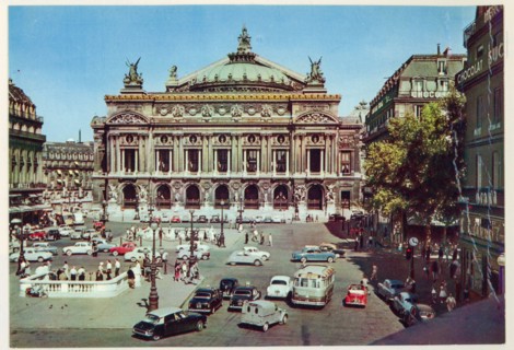 Vintage1973 Paris, France post card.