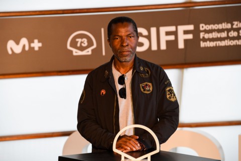 San Sebastian, Spain. 21th September 2025. Isaach De Bankolé attends ‘Le cri des gardes / The Fence’ photocall at the 73th International Film Festival of San Sebastian. Credit: Julen Pascual Gonzalez/...