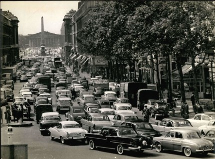 May 09, 1961 - Public Transportation Strike Causes Major Traffic Paris