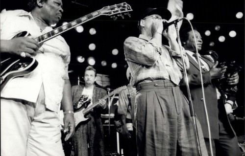 1969 - B.B.King: Famous blues-guitarist B.B.King is seen here during his performance at the Montreux Jazz Festival, on July 9. To his left, Claude Nobs, founder of the Montreux Jazz Festival. © Keysto...