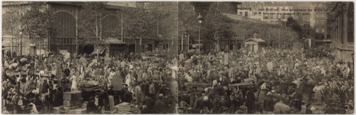 PARIS - THE HALLS, OVERVIEW MARKET TO 6 HOURS OF THE MORNING (RUE BALTARD) Anonyme. Paris - Les Halles, vue générale du marché à 6 heures du matin, rue Baltard. Paris (Ier arr.). Phototypie. Paris, mu...