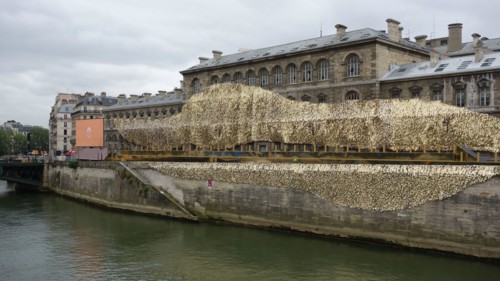 Images of previous to the Opening Ceremony in the Seine River, Paris 2024. Facade Decoration