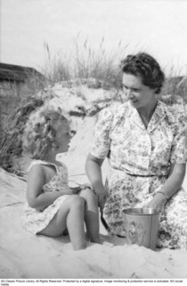 Princess Sibylla of Saxe-Coburg and Gotha (Sibylle Calma Marie Alice Bathildis Feodora 18 January 1908 – 28 November 1972) was a member of the Swedish royal family and the mother of the current king o...