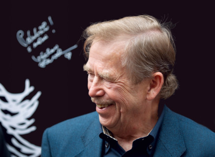 Vaclav Havel on open cafe "Ve tme"