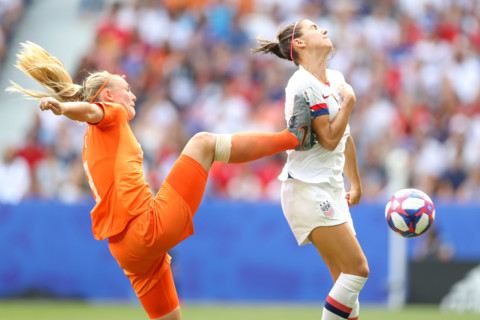 Lyon, France. 07th July, 2019. Alex Morgan the United States and Van Der Gragt of Netherlands game valid for the Final of the Women 's Soccer World Cup in Lyon in France this Sunday, 07. Credit: Brazi...