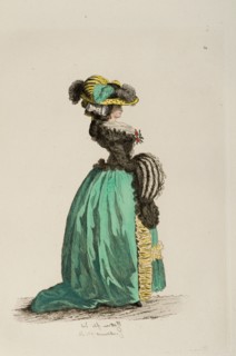 Femme à la mode du 18e siècle