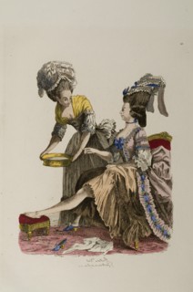 Femme à la mode du 18e siècle