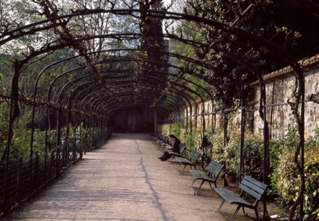 Square Catherine Labouré à Paris