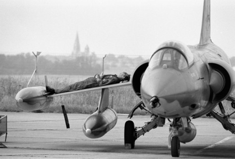 Le repos du guerrier  (sur un chasseur Jaguar)