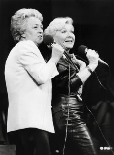 Jacqueline Maillan and Line Renaud, 1985