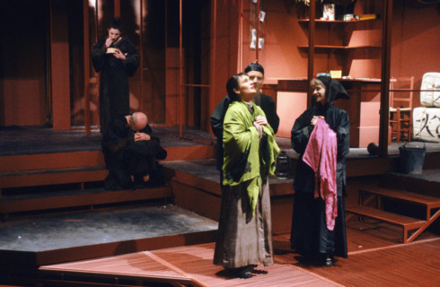 The play 'La Bonne âme du Setchouan'