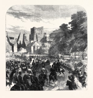 THE QUEEN'S VISIT TO THE SCOTTISH BORDER : HER MAJESTY'S ENTRY INTO KELSO, UK, 1867