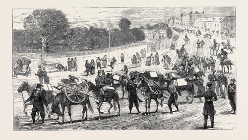 THE WAR IN THE EAST: DEPARTURE FROM CONSTANTINOPLE OF A TURKISH MOUNTAIN BATTERY FOR THE DEFENCE OF