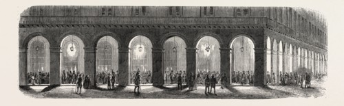 Subscribers to borrow 750 million at night, under the arches, and the day in the courtyard of the