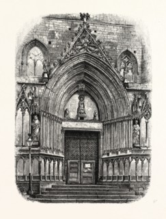 ENTRANCE TO THE CHURCH OF SANTA MARIA DEL MAR, BARCELONA, SPAIN