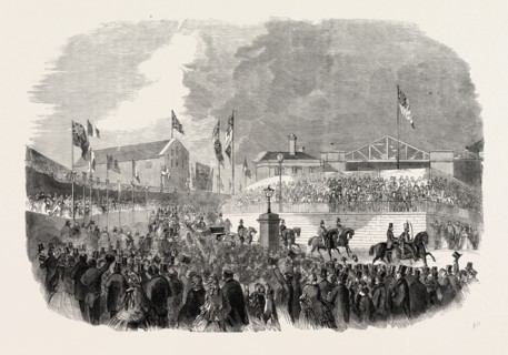 QUEEN VICTORIA'S VISIT TO LEEDS, UK: HER MAJESTY LEAVING THE RAILWAY STATION EN ROUTE TO WOODSLEY