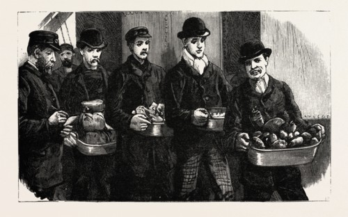 STOKERS FOR THE BRITISH NAVY, NEWLY JOINED MEN DRAWING THEIR RATIONS, engraving 1890, UK, U.K.,