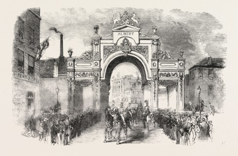 THE ARCH AT ALBERT BRIDGE OVER THE IRWELL, UK