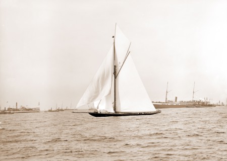 Valkyrie nearing outer mark, Valkyrie II (Yacht), America's Cup races, Yachts, Regattas, 1893