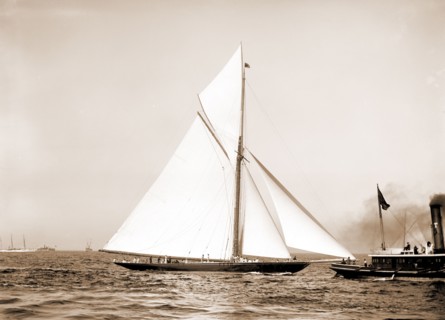 Valkyrie before the start, Peabody, Henry G, (Henry Greenwood), 1855-1951, Valkyrie II (Yacht),