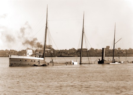 The W.B. Morley, W.B. Morley (Freighter), Ship accidents, Rivers, United States, Michigan, Detroit