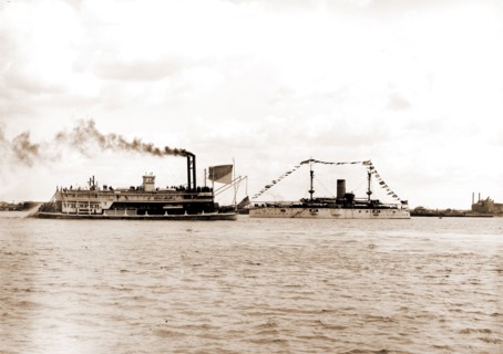 U.S.S. Texas and the Whisper, Texas (Battleship), Whisper (Steamboat), Steamboats, Battleships,
