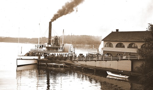 Steamer Mt. Washington at dock, Weirs, N.H, Mt. Washington (Side wheeler), Side wheelers, Piers &