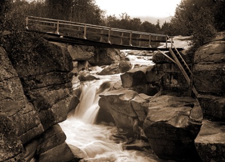 Upper falls of the Ammonoosuc, White Mountains, Pedestrian bridges, Waterfalls, Mountains, Rivers,
